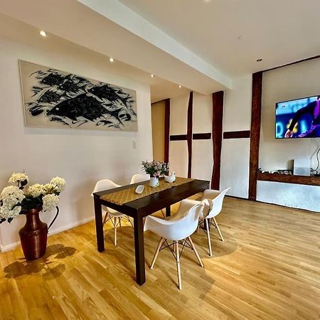 Wohnung Am Schloss 2 - Bestes Apartment In 바일부르크 외부 사진