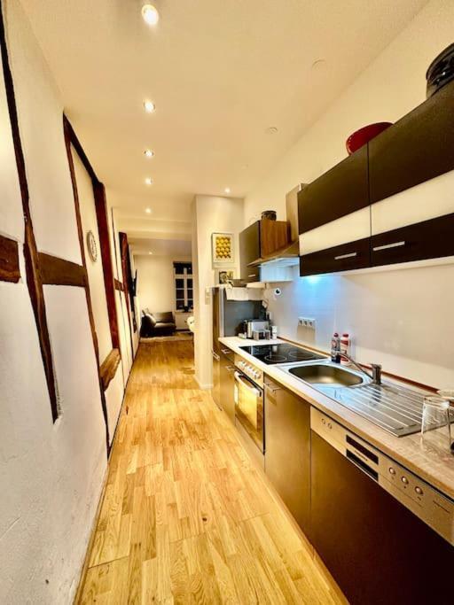 Wohnung Am Schloss 2 - Bestes Apartment In 바일부르크 외부 사진